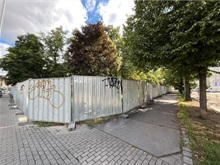 Oprava Nedvědova náměstí je dokončena a čeká na kolaudaci. Teprve poté jej bude moci městská část Praha 4 zpřístupnit veřejnosti. K získání kolaudace je ale nutné dodržet zákonem dané lhůty a získat kladné vyjádření od všech zúčastněných institucí, včetně památkářů nebo hasičů. Vlastní akt kolaudace je plánován na úterý 5. srpna 2025. Oprava Nedvědova náměstí je dokončena a čeká na kolaudaci. Teprve poté jej bude moci městská část Praha 4 zpřístupnit veřejnosti. K získání kolaudace je ale nutné dodržet zákonem dané lhůty a získat kladné vyjádření od všech zúčastněných institucí, včetně památkářů nebo hasičů. Vlastní akt kolaudace je plánován na úterý 5. srpna 2025.