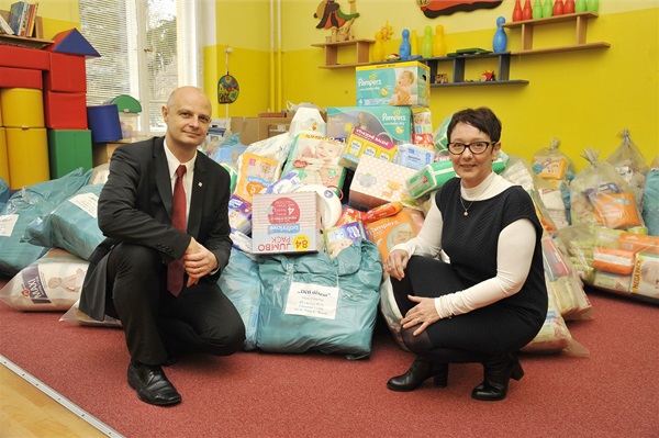 V. ročník vánoční charitativní akce DĚTI DĚTEM