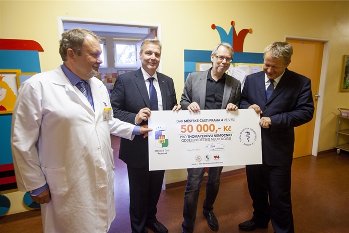 Ministr zdravotnictví navštívil Thomayerovu nemocnici Ministr zdravotnictví navštívil Thomayerovu nemocnici