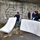 Při příležitosti akcí Ukliďme Česko, Ukliďme svět a Dne Země uspořádali studenti Školy mezinárodních a veřejných vztahů a gymnázia z Michle další ročník svého projektu EKODEN konaného za podpory městské části Praha 4. Společně uklidili vybraná veřejná prostranství v městské části. Letos se do úklidu zapojilo 80 studentů z prvních ročníků, k nimž se ale dobrovolně připojili i někteří studenti druhých a třetích ročníků. Akci zastřešila městská část Praha 4. Akce se zúčastnil i radní Prahy 4 Jan Hušbauer (ANO 2011)  který má na starosti společnosti založené MČ Praha 4, dotační politiku a správu veřejných prostranství.