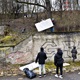 Při příležitosti akcí Ukliďme Česko, Ukliďme svět a Dne Země uspořádali studenti Školy mezinárodních a veřejných vztahů a gymnázia z Michle další ročník svého projektu EKODEN konaného za podpory městské části Praha 4. Společně uklidili vybraná veřejná prostranství v městské části. Letos se do úklidu zapojilo 80 studentů z prvních ročníků, k nimž se ale dobrovolně připojili i někteří studenti druhých a třetích ročníků. Akci zastřešila městská část Praha 4. Akce se zúčastnil i radní Prahy 4 Jan Hušbauer (ANO 2011)  který má na starosti společnosti založené MČ Praha 4, dotační politiku a správu veřejných prostranství.