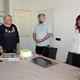 Děti při velmi emotivním setkání, kdy nechyběly ani slzy dojetí, zazpívaly a přinesly obrázky, které namalovaly jako poděkování. Mezi dárky nechyběl ani dort v národních barvách se vzkazem, malá ikona a krásná soška. Jazykovou bariéru pak bez problémů zlomila recitace a především hudba a zpěv. 