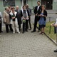 Společenské setkání u Záhonu 40 růží pro Lidice v ulici Za Zelenou liškou v Praze 4