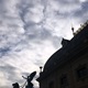Ve čtvrtek 6. února 2020 si senioři z Prahy 4 prohlídli Zlatou kapličku. Prošli ji od střechy až po základní kameny umístěné ve sklepení a navštívili i některá místa běžným návštěvníkům zapovězená, jako třeba vchod a zázemí prezidentské lóže. Zájem o komentovanou prohlídku interiérů Národního divadla byl veliký a krásné počasí pak celý zážitek jen umocnilo.