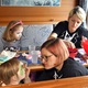 Pro maminky bylo připraveno drobné občerstvení a káva. Pro děti pak facepainting (malování na obličej) a svačinka. Na palubě nemohla chybět ani živá hudba, která dotvářela skvělou atmosféru a na kterou si zatancovaly nejen děti. Původně předpověď počasí plavbě moc nepřála a slibovala déšť, opak byl ale pravdou. Na celou plavbu svítilo sluníčko, a tak si ji maminky i děti náramně užívali.