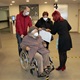 Právě končící rok nám přinesl řadu omezení. Patří mezi ně určitě mimo jiné nemožnost pořádat tradiční vánoční setkání seniorů a spolků. I proto pracovníci radnice připravili krásné kalendáře pro rok 2020. Mezi prvními občany, kteří si je mohli odnést domů, byli ti, kteří v uplynulých dnech navštívili budovu Úřadu MČ Praha 4. A jak jsme se sami přesvědčili, kalendáře všechny obdarované velmi potěšily. Kalendáře na radnici rozdávala 16. prosince 2020 i starostka Irena Michalcová (ANO 2011).