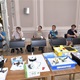 Prázdniny jsou v plném proudu, ale pedagogové ze škol Prahy 4 nezahálejí. Na začátku prázdnin proběhl vzdělávací seminář Robotika. Smyslem celé akce bylo ukázat pedagogům možnosti, jak zapojit moderní technologie do výuky. Účastníky semináře pod taktovkou organizace Eduteam přišla pozdravit a přivítat starostka městské části Praha 4 Irena Michalcová. Snímky jsou ze semináře z úterý 29. června 2021 na Nuselské radnici.
