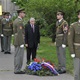 Pietní akt Zpravodajské brigády u pomníku padlým v letech 1939 až 1945 v parku Na Jezerce - 10. 5. 2016