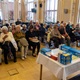 Předávání diplomů seniorům z projektu Zpátky do školy na Nuselské radnici