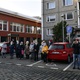U Hradní stráže pracují talentovaní i ochotní muzikanti, kteří svými výkony rádi rozdávají radost. Dokázali to i seniorům z Prahy 4, konkrétně těm z domu s pečovatelskou službou v Branické ulici, které potěšili v úterý 8. prosince 2020 dopoledne coby dobrovolní vyslanci projektu Ježíškova vnoučata.