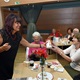 V prostorách Kulturního centra Novodvorská se ve čtvrtek 5. prosince 2019 odpoledne uskutečnilo oblíbené předvánoční posezení seniorů s hudbou k tanci i poslechu a nechyběla ani tombola. Akce se uskutečnila jako osmý díl seriálu „Neseďte doma, přijďte za námi“ s mottem Rolničky, rolničky, co to zvoní v nich… Naše seniory přišla pozdravit i starostka MČ Praha 4 Irena Michalcová (ANO 2011).