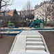 MČ Praha 4 kompletně zrekonstruovala areál dětského hřiště v Lopatecké ulici.