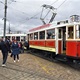 V úterý, ve dni s magickým datem 22. 2. 2022, ve dvě hodiny odpoledne vyjela z Vozovny Střešovice historická tramvaj T3 Coupé a s ní senioři z městské části Praha 4 v doprovodu starostky Ireny Michalcové (ANO 2011). Hodinová projížďka Prahou byla vskutku kouzelná. Někteří účastníci netradičního zážitku se vrátili zpátky do dětství a zavzpomínali na časy, kdy tyto tramvaje brázdily ulice hlavního města.  