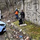 Při příležitosti akcí Ukliďme Česko, Ukliďme svět a Dne Země uspořádali studenti Školy mezinárodních a veřejných vztahů a gymnázia z Michle další ročník svého projektu EKODEN konaného za podpory městské části Praha 4. Společně uklidili vybraná veřejná prostranství v městské části. Letos se do úklidu zapojilo 80 studentů z prvních ročníků, k nimž se ale dobrovolně připojili i někteří studenti druhých a třetích ročníků. Akci zastřešila městská část Praha 4. Akce se zúčastnil i radní Prahy 4 Jan Hušbauer (ANO 2011)  který má na starosti společnosti založené MČ Praha 4, dotační politiku a správu veřejných prostranství.