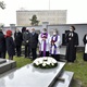 Městská část Praha 4 již podruhé uložila ostatky osob zesnulých v Praze 4, k nimž se nepřihlásili rodinní příslušníci, kteří by jejich pohřeb zajistili. Ostatky těchto osob byly v úterý 13. října 2020 uloženy za přítomnosti představitelů městské části do hrobky na hřbitově Nusle.

Úložiště pro urny má městská část pronajaté od Správy pražských hřbitovů na dobu 20 let. Úřad MČ Praha 4 zajišťuje každoročně přibližně sedmdesát až osmdesát sociálních pohřbů.
