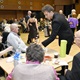 Do posledního místa zaplněné Kulturní centrum Novodvorská hostilo v úterý 25. února 2020 další pokračování velmi oblíbeného cyklu „Neseďte doma, přijďte mezi nás“, pořádaného městskou částí Praha 4 pro seniory. Společenskou akci si samozřejmě nenechali ujít starostka Prahy 4 Irena Michalcová (ANO 2011) a místostarosta Josef Svoboda.