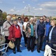 S měsícem dubnem se senioři městské části Praha 4 rozloučili stylově – jarní plavbou po Vltavě. Spolu se starostkou MČ Praha 4 Irenou Michalcovou (ANO 2011) vypluli ve čtvrtek 28. 4. 2022 na dvouhodinovou jízdu metropolí nad Vltavou na výletní lodí Európé za doprovodu živé hudby v podání Václava Bízka. Počasí se, stejně jako na podzimní plavbě pro seniory, opět vydařilo a nic tak nebránilo užít si nevšední zážitek, navíc s kávou a zákuskem v ruce. 