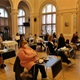 MČ Praha 4 uspořádala pro školní metodiky prevence ze základních škol seminář na téma Nástrahy online světa a pro koordinátorky prevence z mateřských škol seminář ADHD v mateřské škole. Městská část každoročně zjišťuje aktuální potřeby v oblasti prevence u škol, jichž je zřizovatelem, a o obě témata zástupci základních a mateřských škol projevili v letošním roce největší zájem. Snímky z historické budovy Nuselské radnice z 15. října 2021 -  seminář ADHD v mateřské škole.