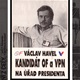 Na třinácti panelech se výstava zaměřuje na to, jak se rodila nezávislá žurnalistika jako jeden z pilířů Sametové revoluce. 