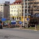 V sobotu 27. března 2021 zahájí Dopravní podnik hlavního města Prahy další etapu Rekonstrukce tramvajové tratě Vladimírova - Táborská - Na Pankráci - Na Veselí - Soudní. Stavební práce budou po zimní přestávce pokračovat na Pankráci a v Nuslích, konkrétně v ulicích Na Pankráci a v Táborské až po křižovatku s Vladimírovou. Dopravní podnik tak naváže na loňskou podzimní rekonstrukci úseku od vozovny Pankrác po křižovatku ulic Na Pankráci a Na Veselí, a na stavbu nové tratě ke stanici metra Pankrác.  Na snímcích z 9. března 2021 probíhají přípravné práce na nám. Hrdinů a ve spodní části Táborské.