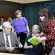 Do posledního místa zaplněné Kulturní centrum Novodvorská hostilo v úterý 25. února 2020 další pokračování velmi oblíbeného cyklu „Neseďte doma, přijďte mezi nás“, pořádaného městskou částí Praha 4 pro seniory. Společenskou akci si samozřejmě nenechali ujít starostka Prahy 4 Irena Michalcová (ANO 2011) a místostarosta Josef Svoboda.