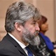 Slavnostní večer k 17. listopadu a k Sametové revoluci se uskutečnil v podvečer ve čtvrtek 14. listopadu 2019 v hlavním sále historické budovy Nuselské radnice. Komponované představení v podání studentů Vyšší odborné školy herecké se zájmem sledovali i zástupci městské části Praha 4 – starostka Irena Michalcová (ANO 2011) a místostarosta pro majetek a kulturu Michal Hroza (TOP 09).