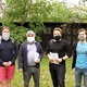 Radní Prahy 4 prodloužili nájemní smlouvu se spolkem Junák o dalších padesát let. Úprava dosavadní smlouvy se týká budov, ve kterých jsou klubovny a další zázemí, ale také zeleně a přilehlých pozemků ve střediscích Blaník a Ostříž.
Slavnostního podpisu změněné nájemní smlouvy využil místostarosta Prahy 4 Michal Hroza (TOP 09), aby poděkoval skautům za pomoc v boji proti koronaviru: „Mnoho skautských dobrovolníků se zapojilo do pomoci v rámci krizových opatření, ať už jde o rozvážení zdravotnického materiálu nebo péče o seniory, a za to jim patří velký dík!“