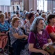 Nejen oblíbené písně od táboráku, ale i řadu dalších songů, si mohli ve středu 7. června 2023 užít senioři z MČ Praha 4 na koncertě tria Reminiscence (banjo, kytara, kontrabas), který proběhl na Nuselské radnici.