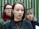 Výstava ve foyer úřadu připomíná hrdiny z Mariupolu