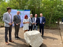 Představitelé Prahy 4 položili základní kámen k sociálnímu komplexu Hudečkova.