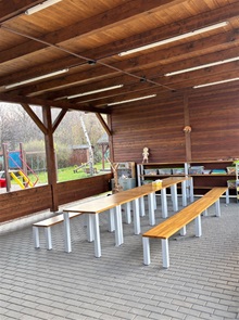 MŠ K Podjezdu v Michli má novou venkovní učebnu.