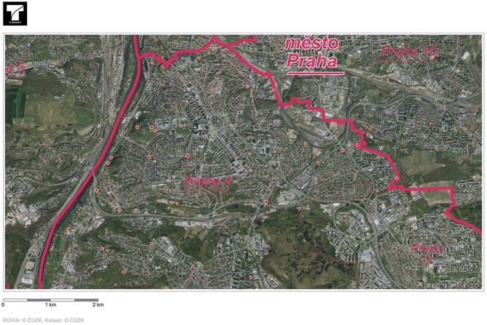 Květnaté louky a zóny bez sekání trávy podporují biodiverzitu