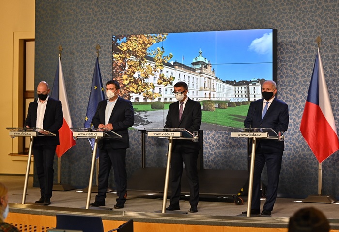 Tisková konference po konci jednání vlády, 12. října 2020.