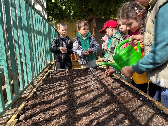 Do projektu Záhonky pro školky vstoupily v roce 2024 nově i MŠ Mendíků a MŠ Točitá.