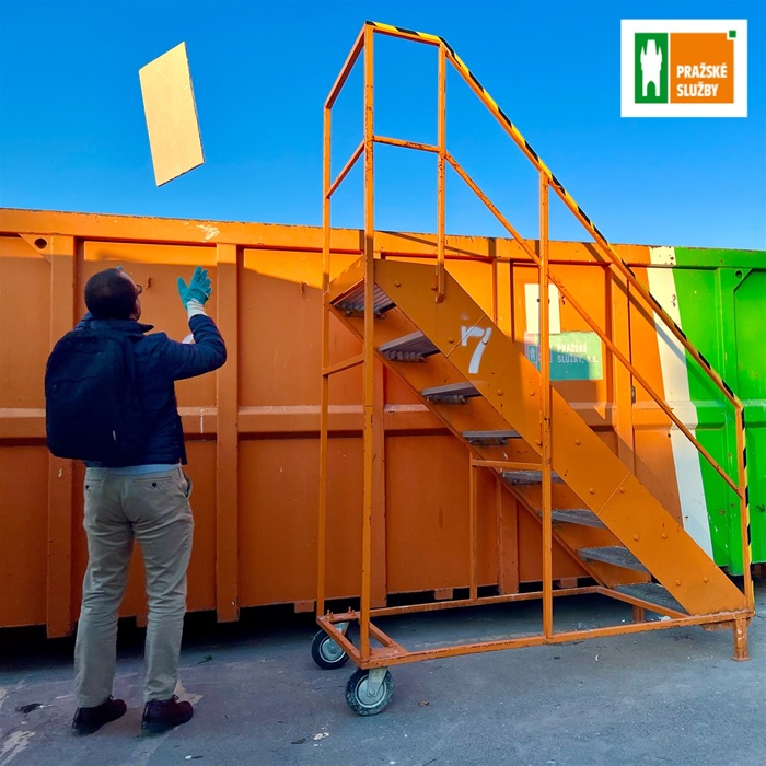 sběrný dvůr od psas